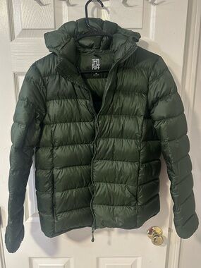 Aritzia The Little Puff Forest Green Puffer Jacket